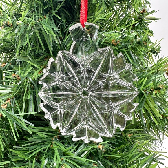 WATERFORD CRYSTAL Christmas Holiday Snowflake Ornament 4" x 3.5" With Box - Picture 2 of 16
